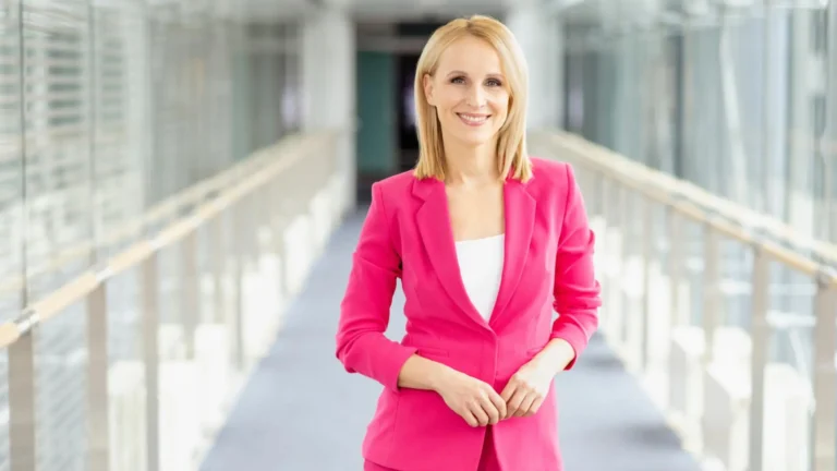 Mit wem ist Katja Streso verheiratet – Ein Blick auf ihr Privatleben und ihre Karriere Mit wem ist Katja Streso verheiratet Mit wem ist Katja Streso verheiratet